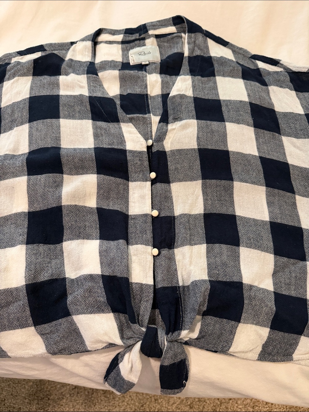 Rails cropped tie front